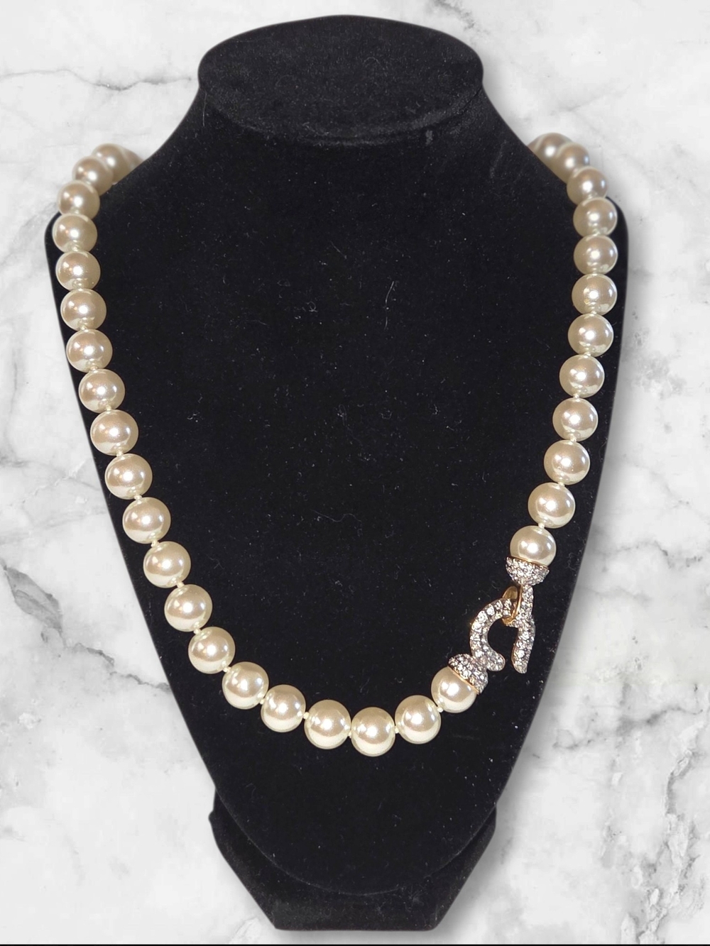 Vintage Faux Ivory Pearls w/Rhinestone Hook Eye Clasp Necklace